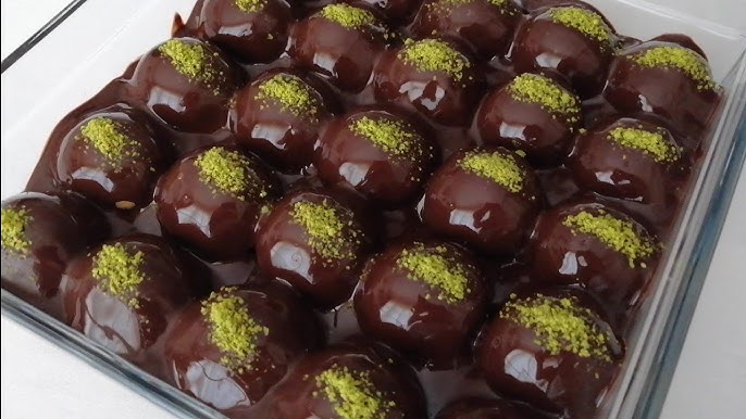 10 Dakikada Hazır Elmalı Portakallı Bisküvi Topları