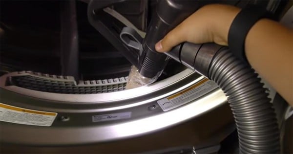 Klozete Sirke Döktü