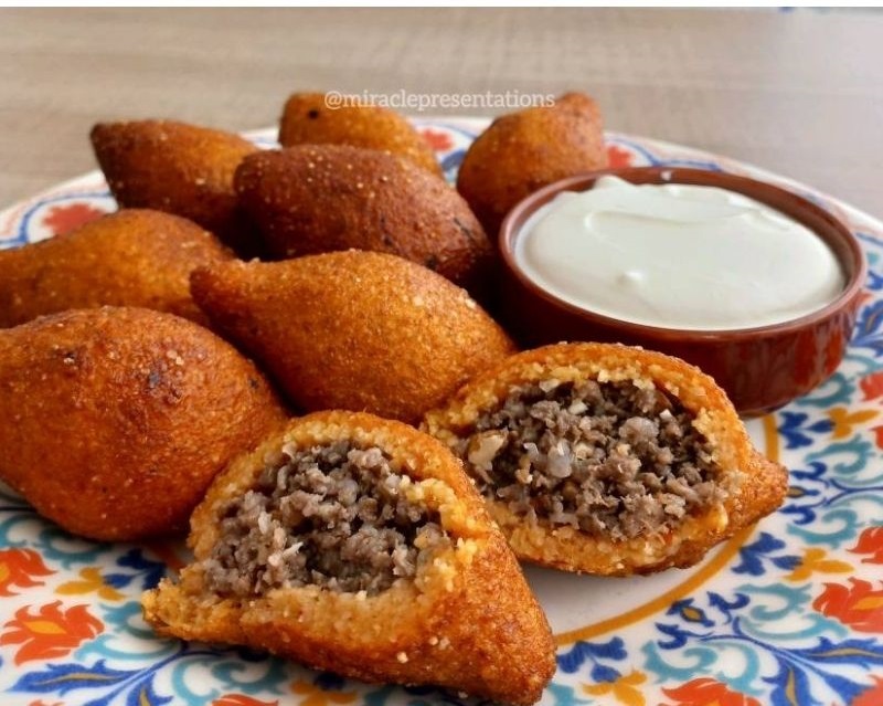 Tam Ölçülü İçli Köfte Tarifi