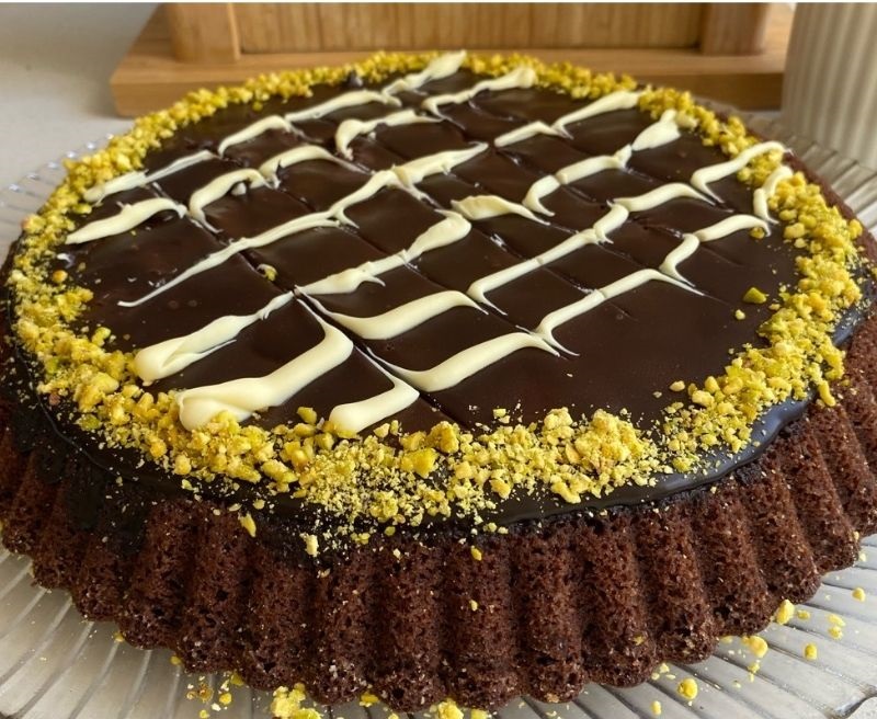 Çikolatalı Pastacı Kremalı Tart Kek
