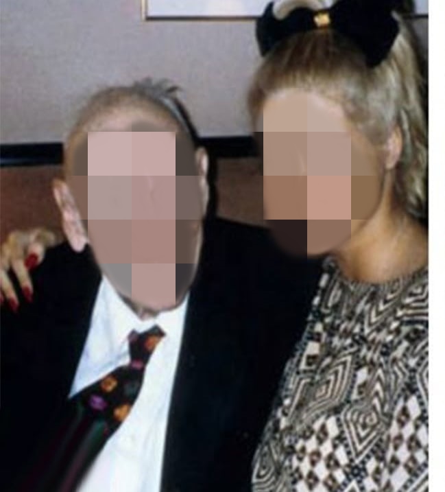 70 Yaşinda Ki̇ Adam Evlenmek İsteyi̇nce