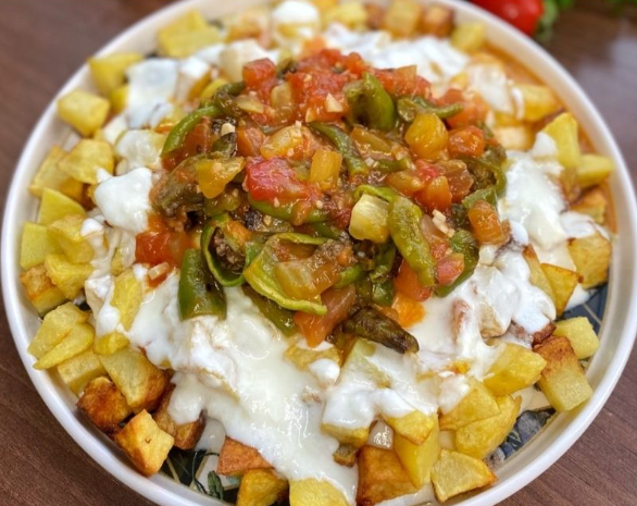 Yoğurtlu Patatesli Biber