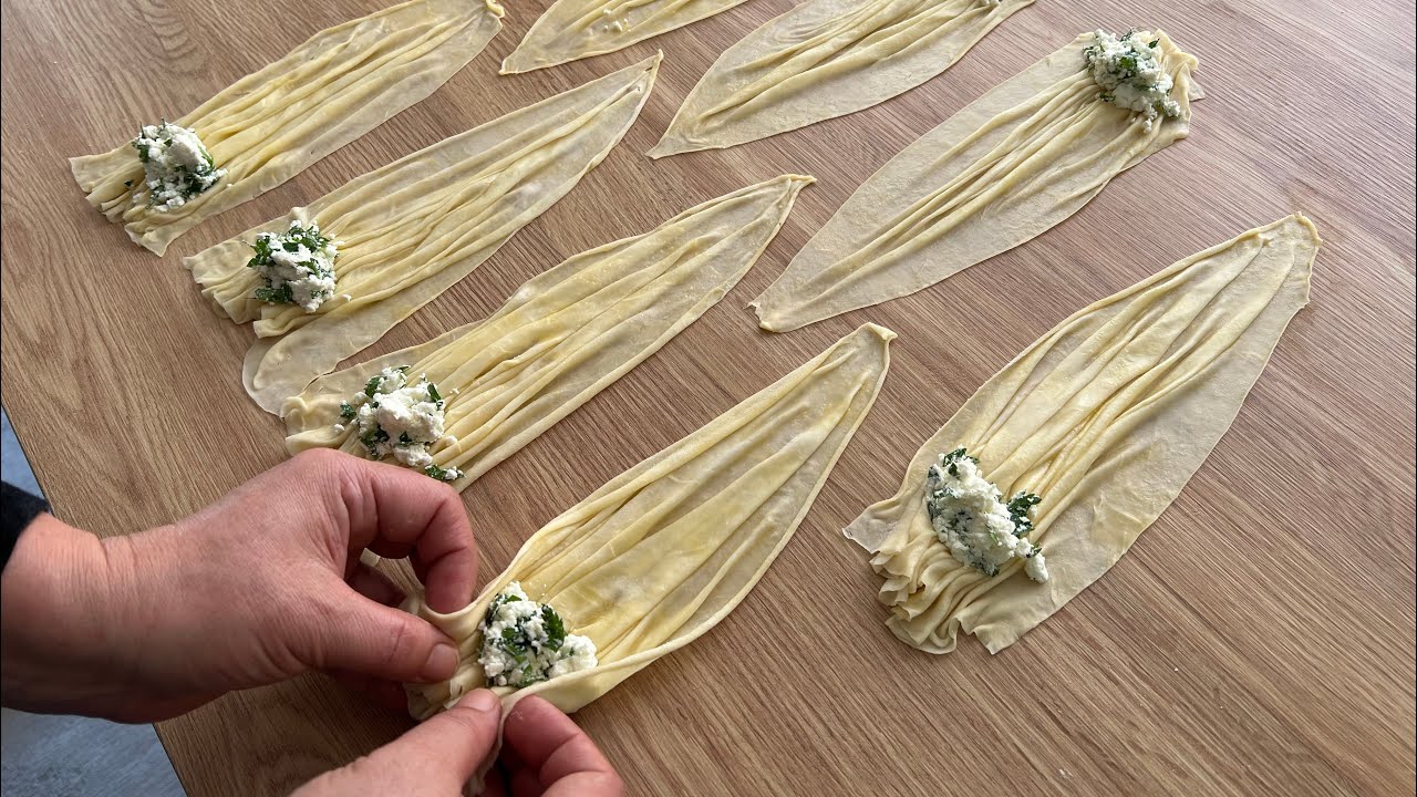 Tepsi Tepsi Yaptığım El Açması Böreğim