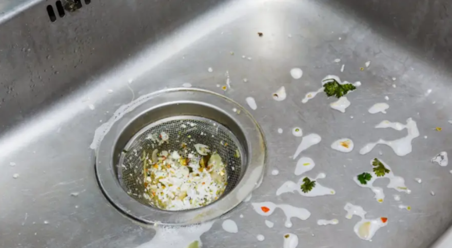 Lavabo tıkanıklığını birkaç dakika içinde açma