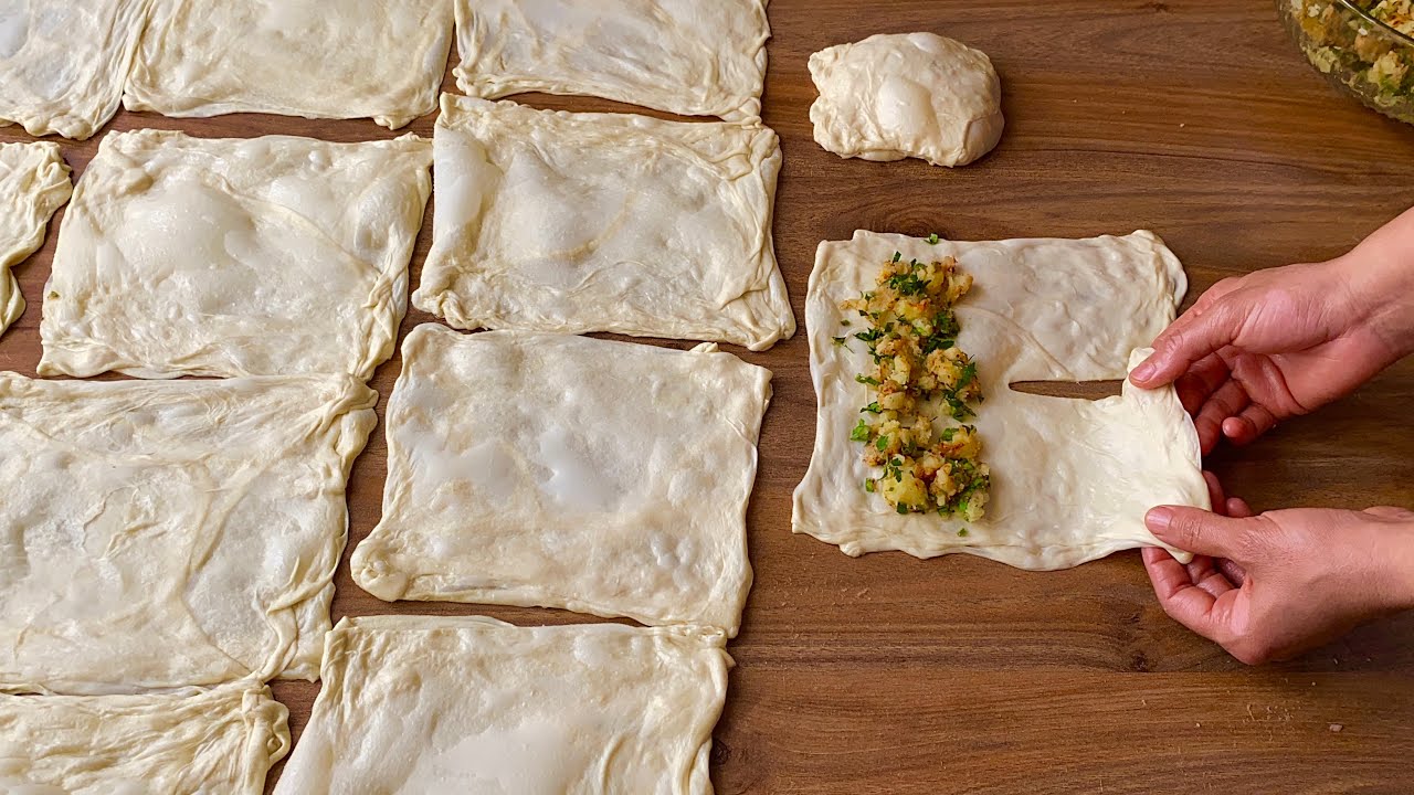 Sadece Un Su Ve Tuz Çıtır Börek Tarifi