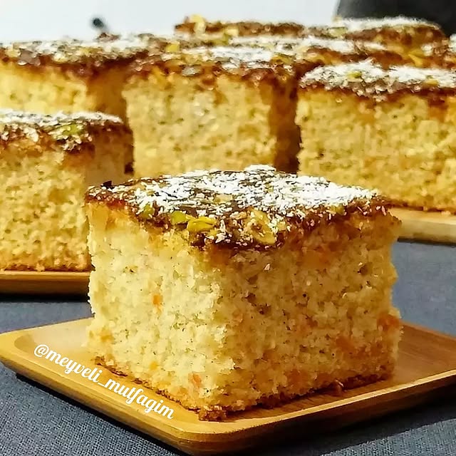 Borcamda Aile Boyu Havuçlu Kek
