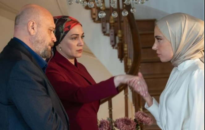 Kızılcık Şerbeti’nin 4 başrol oyuncusu ayrılıyor